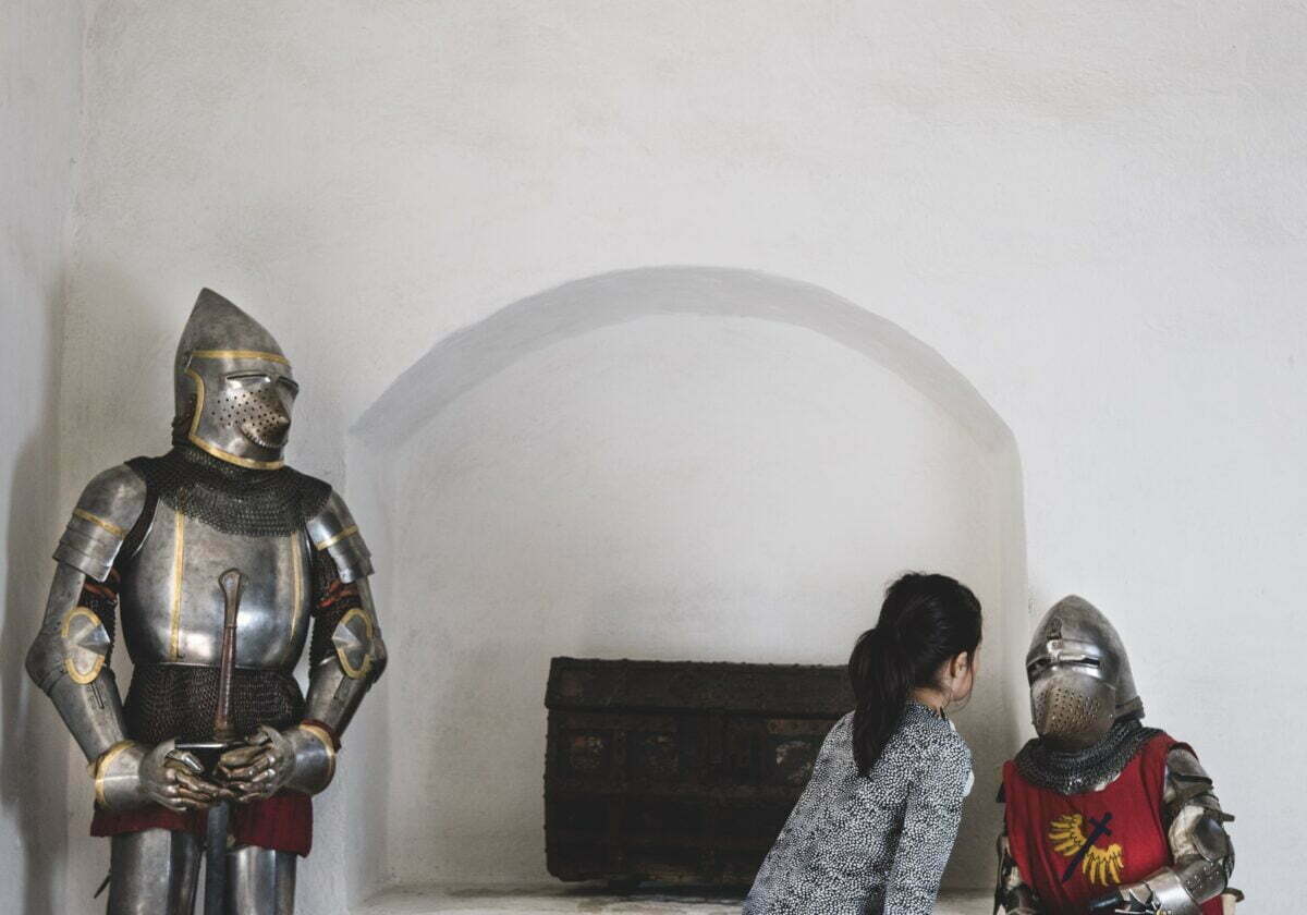 Se & göra Kalmar slott - Titta på rustning