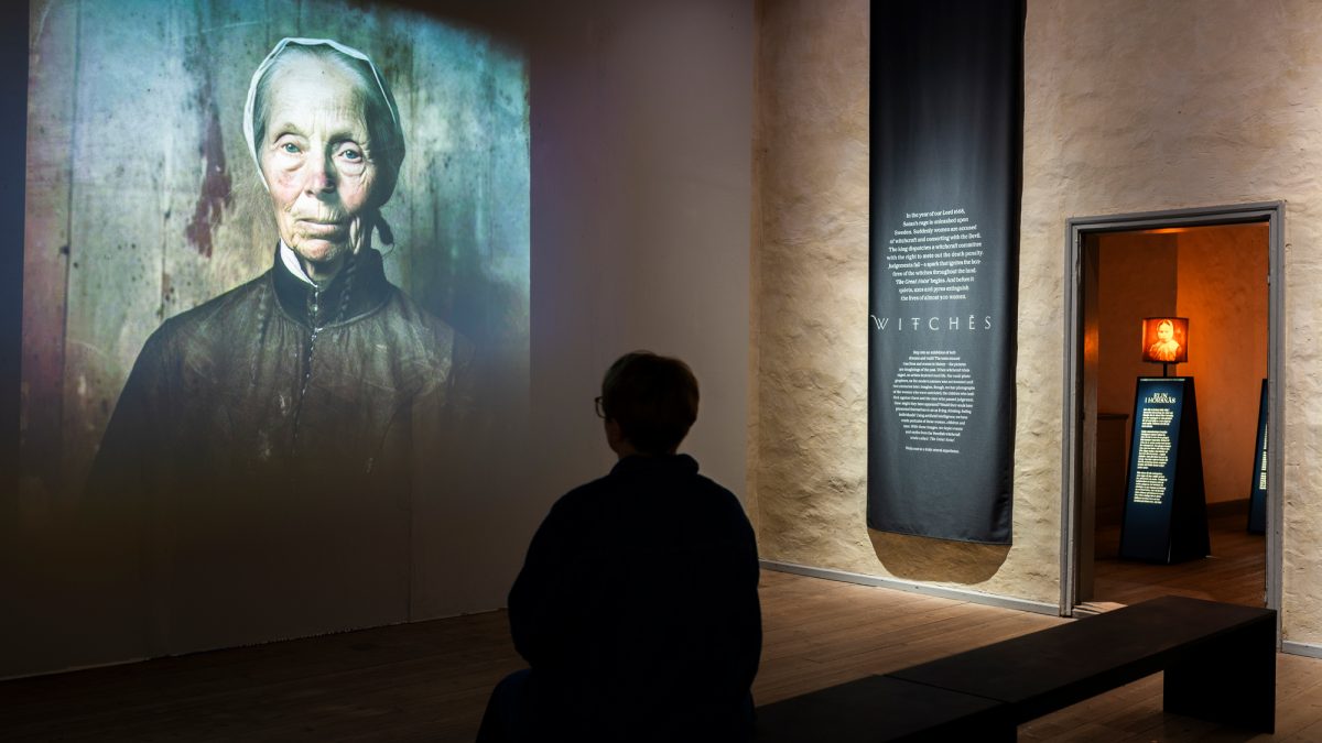 Bild från utställningen HÄXOR på Kalmar Slott